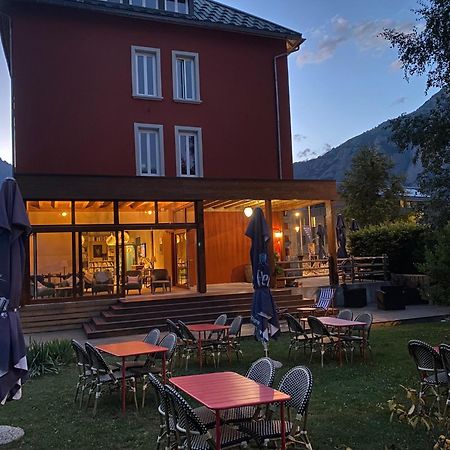 Hotel Oberland Ле-Бур-д'Уазан Экстерьер фото