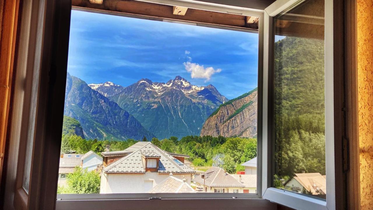 Hotel Oberland Ле-Бур-д'Уазан Экстерьер фото